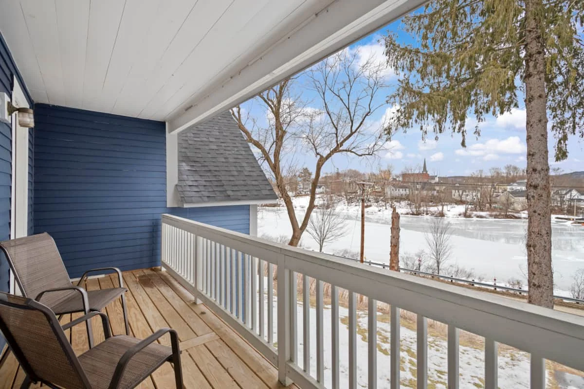 Northerly balcony view